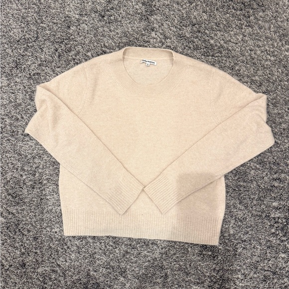 Reformation Cashmere Dana Sweater Size Medium in Wheat - Picture 4 of 5